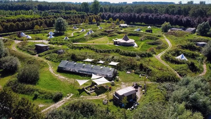 Excursie naar retreat center Yugen Forest